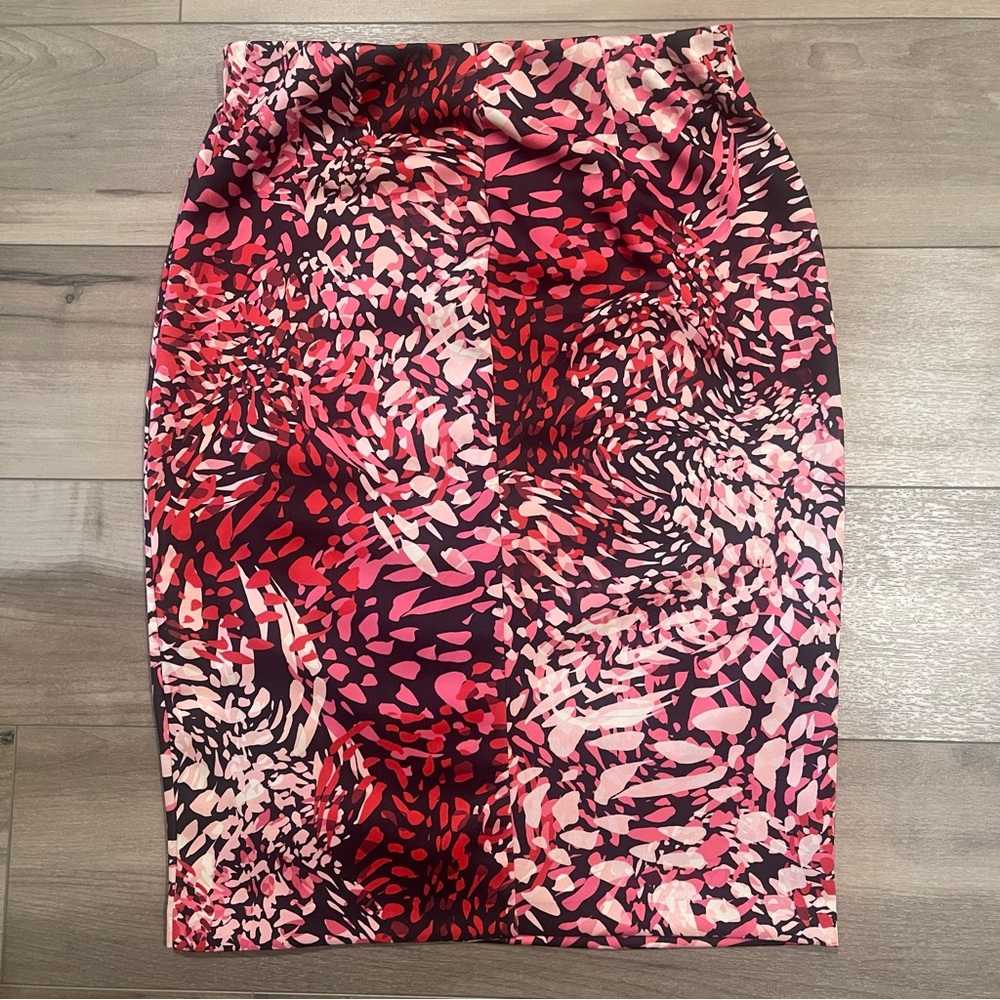 Bold Elements Pink And Red Patterned Pencil Skirt - image 2